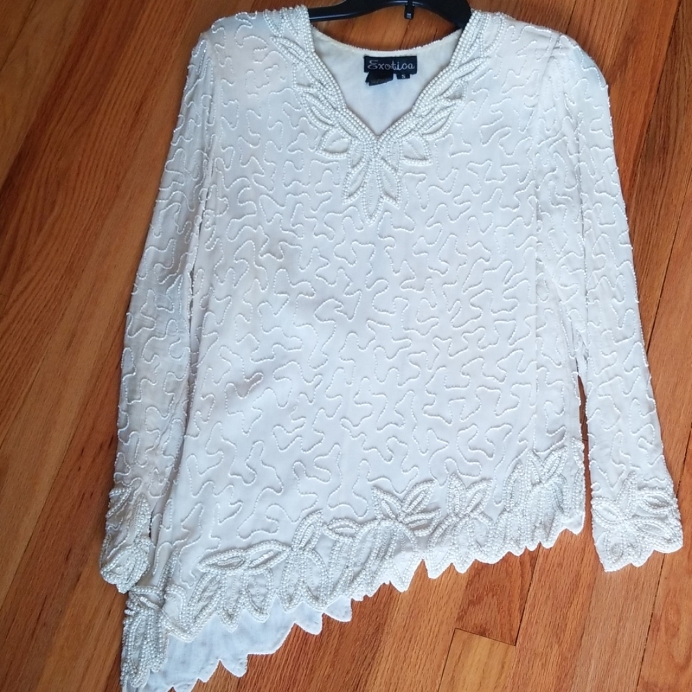 Vintage 2 piece, fully pearl like beaded suit